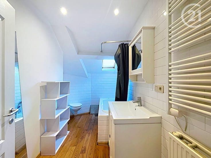 SAINT-GILLES – SPACIOUS PERIOD TOWNHOUSE ±220 SQM – 5 BEDROO