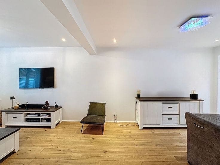 Comfortabel wonen in een gerenoveerde rijwoning met karakter