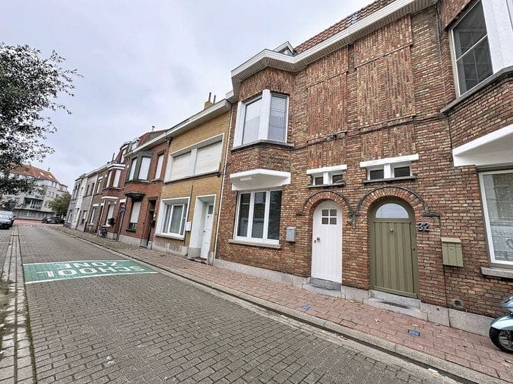 Comfortabel wonen in een gerenoveerde rijwoning met karakter