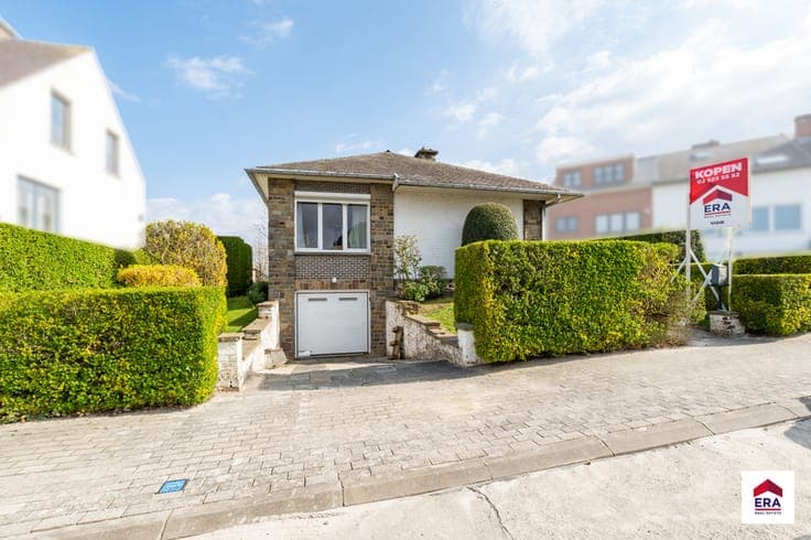 Detached house with garden in Dilbeek