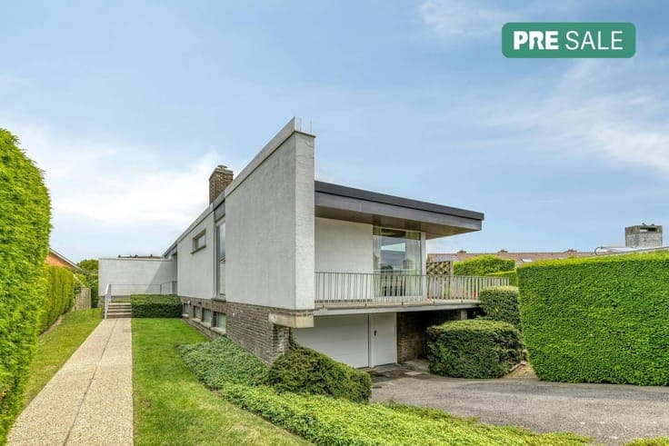 House for sale in Veurne