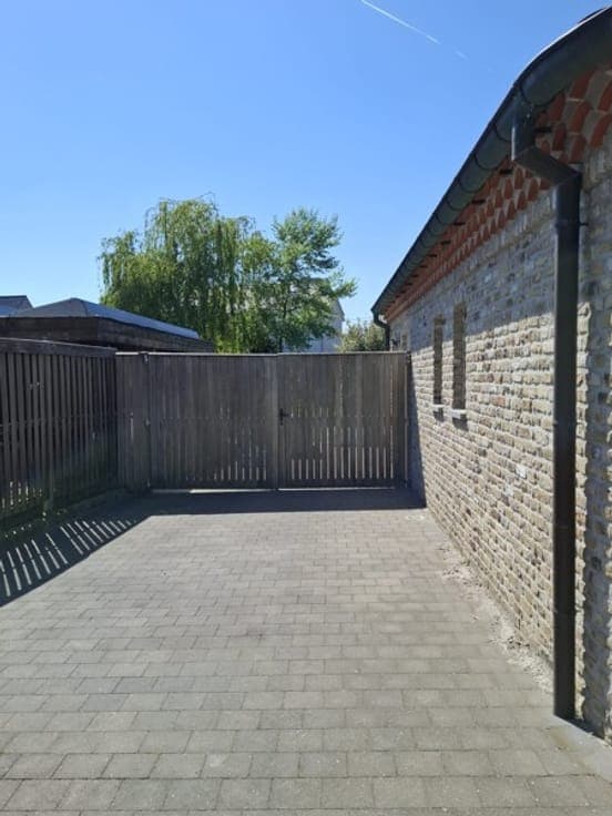 PRACHTIGE WONING MET HANDELSRUIIMTE