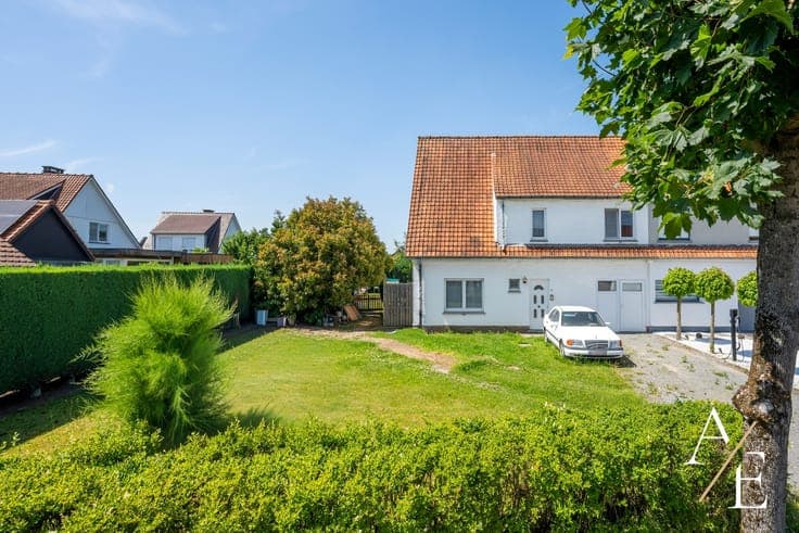 House in Schellebelle