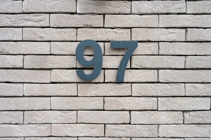 Ruime en energiezuinige woning met 4 slaapkamers op 512m²...
