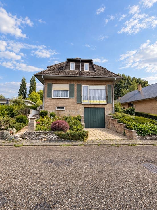 4-front villa – 4 bedrooms – choice: current state or renova