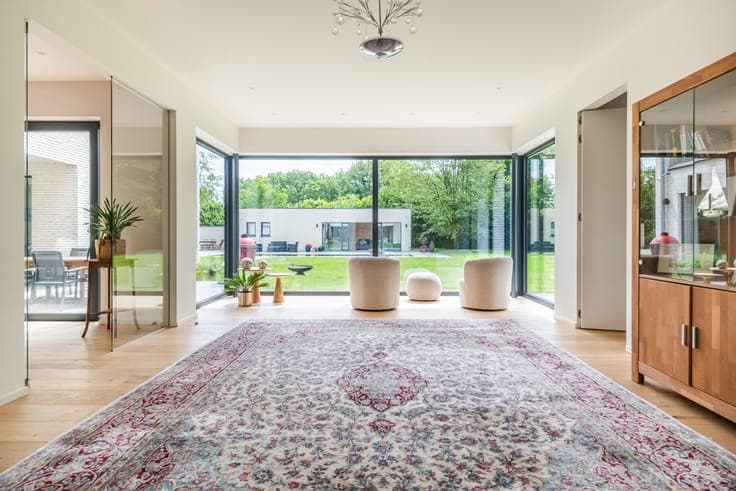 Contemporary Elegance at Le Bercuit