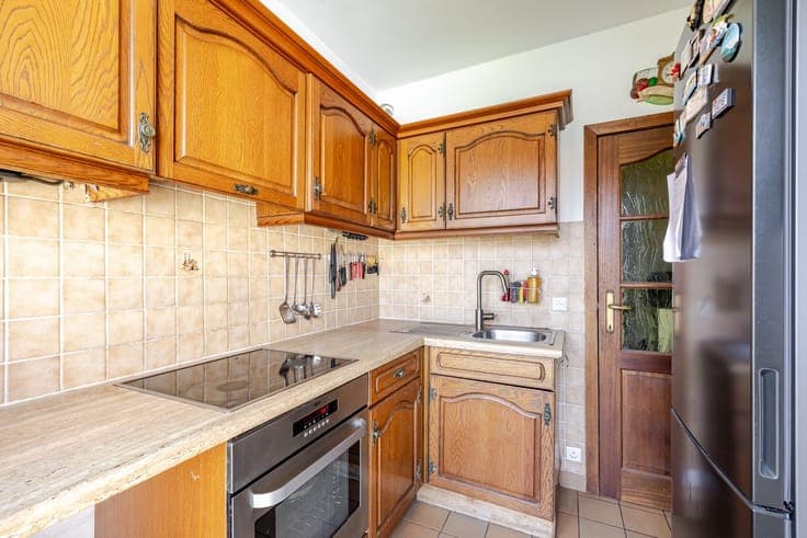 Ruime gezinswoning (225 m²) met 6 slaapkamers, garage en zon
