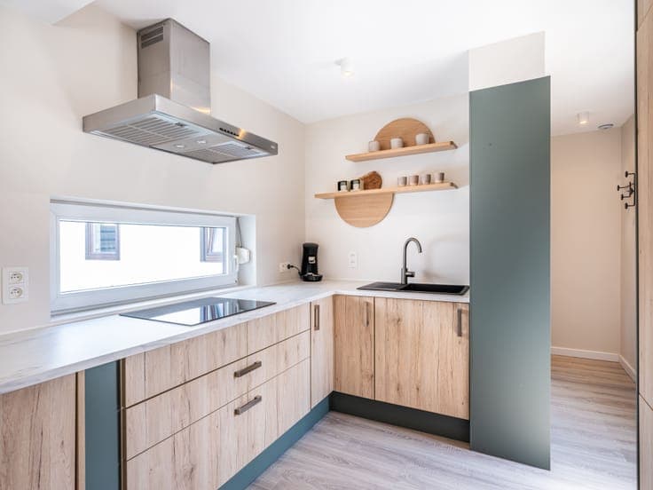 Cosy cottage renovated with garden
