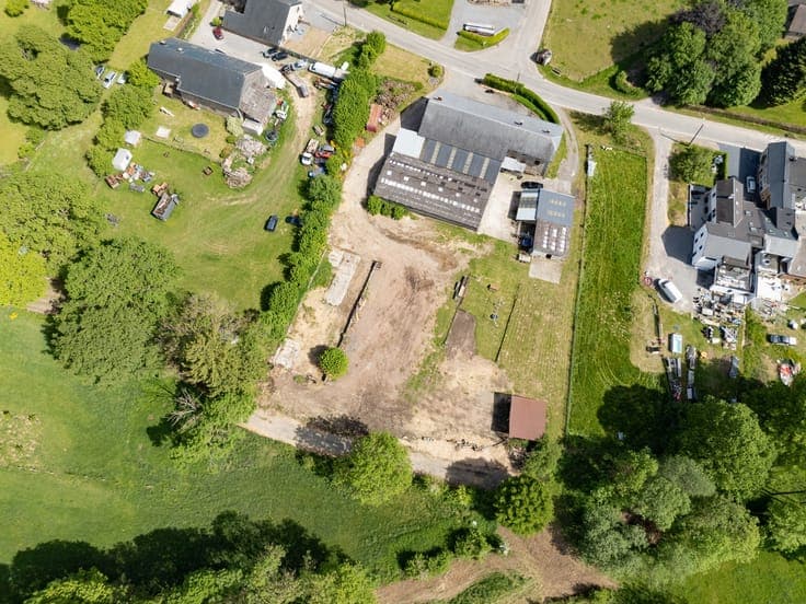 Ardennes farmhouse with multiple possibilities