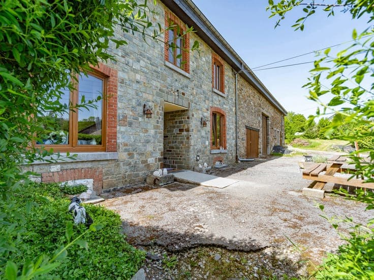 Ardennes farmhouse with multiple possibilities