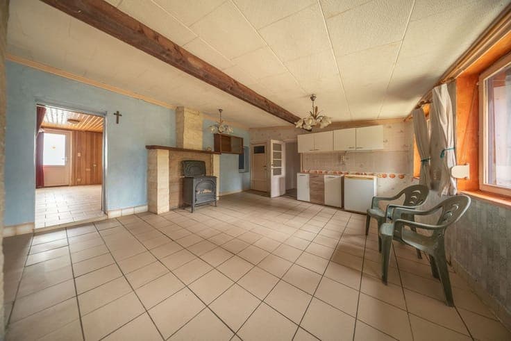 Petite maison plain-pied, 1 chambre son beau jardin et son g
