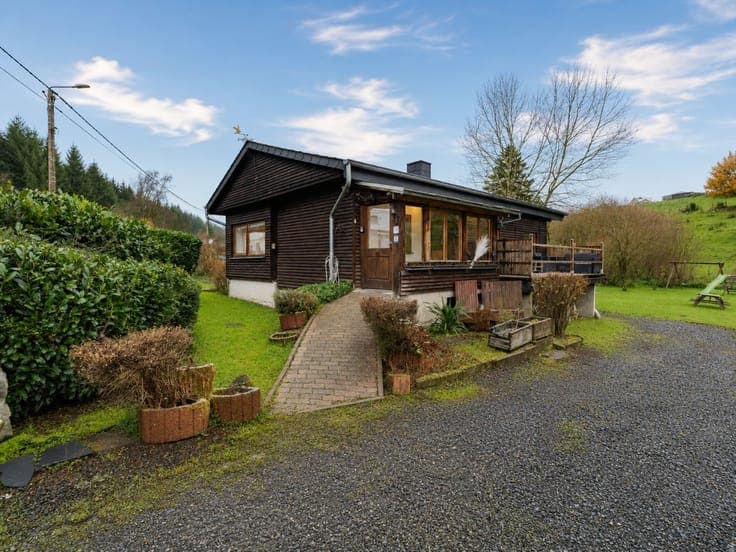 2-bedroom chalet on a 7a plot in Neffe – Bastogne