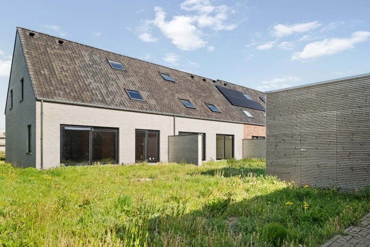 Landelijke halfopen woning - afwerking naar wens