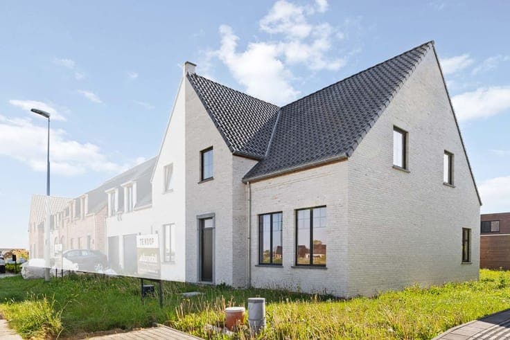 Landelijke halfopen woning - afwerking naar wens