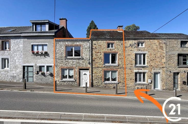 Charmante maison en pierres 2 façades avec jardin à Ciney