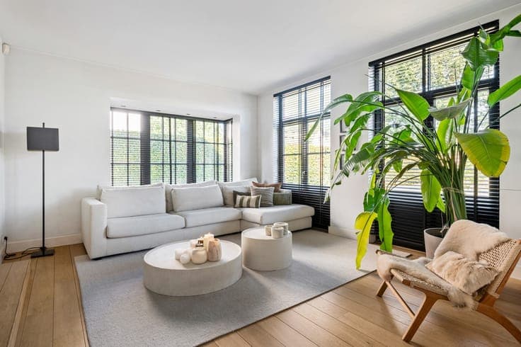 Prachtige villa met 3 slaapkamers, bureau en garage te ko...