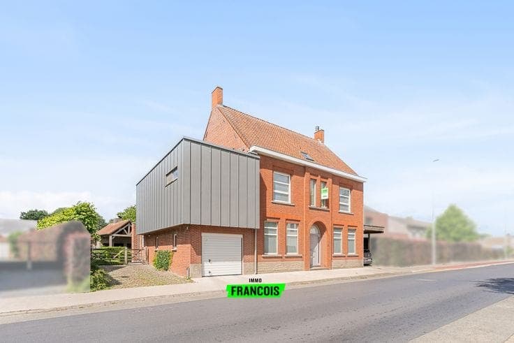 Karaktervolle gezinswoning met 4 tot 6 slaapkamers, bureaur…