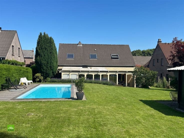 villa avec piscine