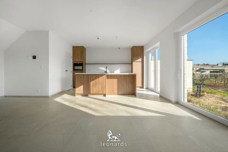 Country-style homes near Waregem town centre