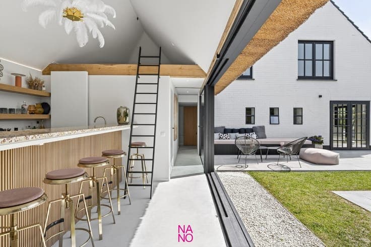 Stijlvolle villa met zwembad op een topligging in een rus...