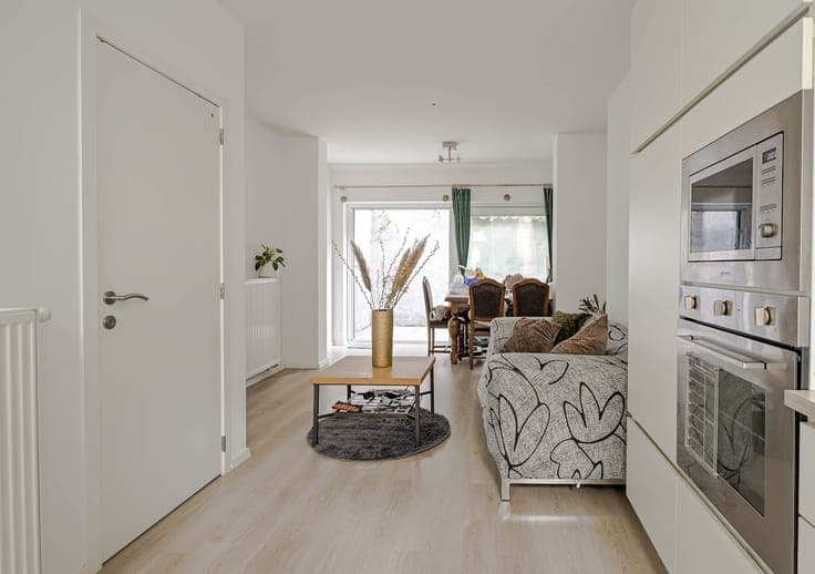 toffe gerenoveerde stadswoning met groene patio op Sint-Anna