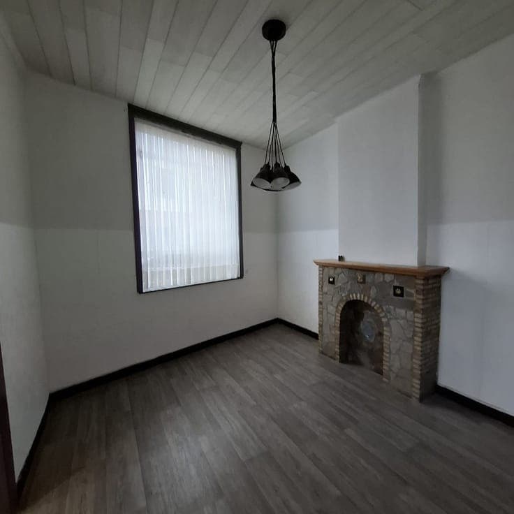 Lichtrijke hoekwoning in hartje Sint-Truiden