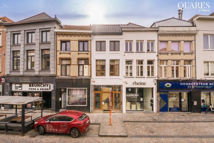 Mixed-used building