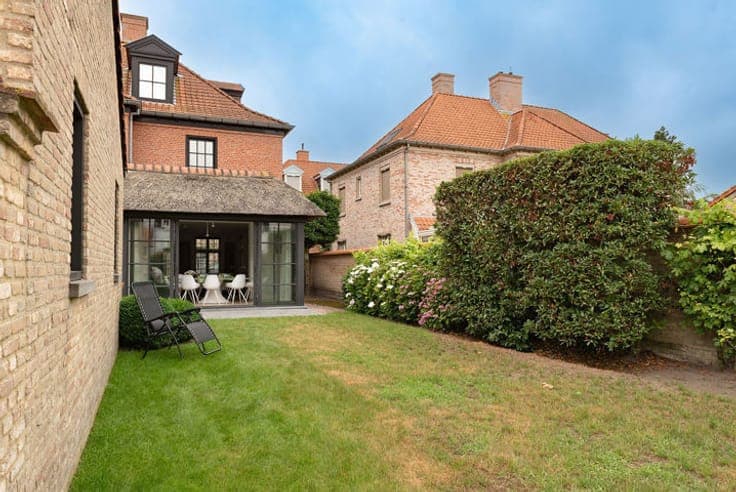 Ready-to-move-in property located in Old-Knokke