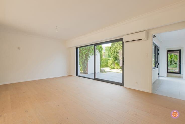 House in Sint-Amands