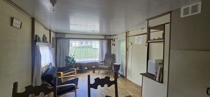 Residential caravan with land and pond view
