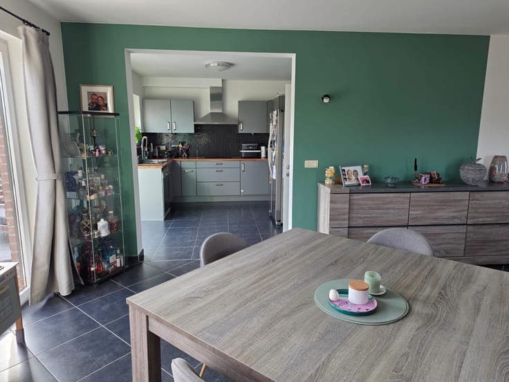House in Courcelles