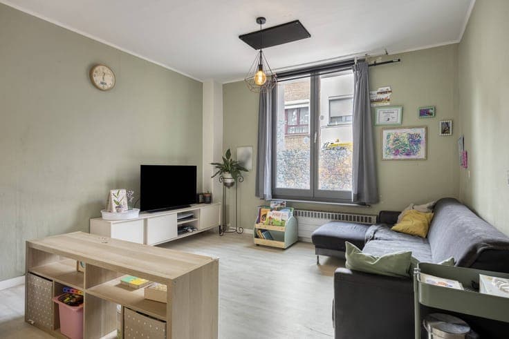 4 bedroom house with city courtyard in Deurne!