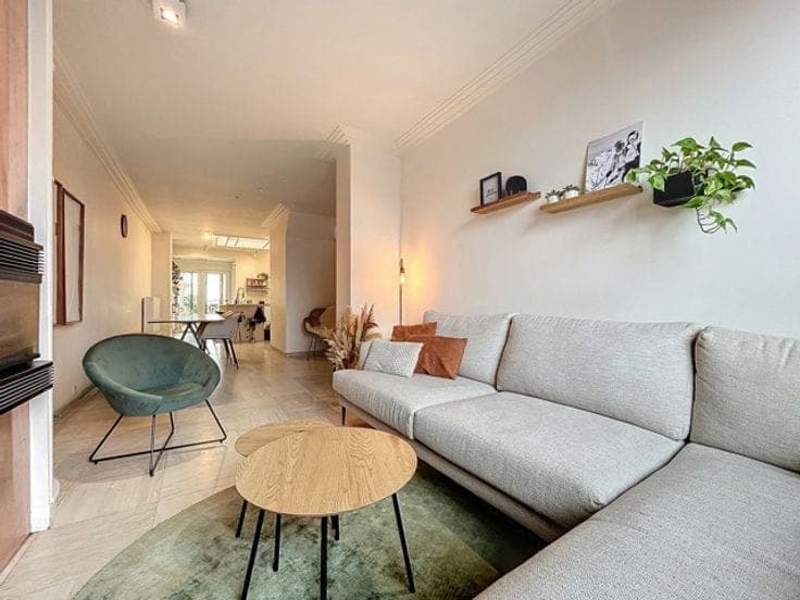 Bright home with 3 bedrooms and a garden in a prime location