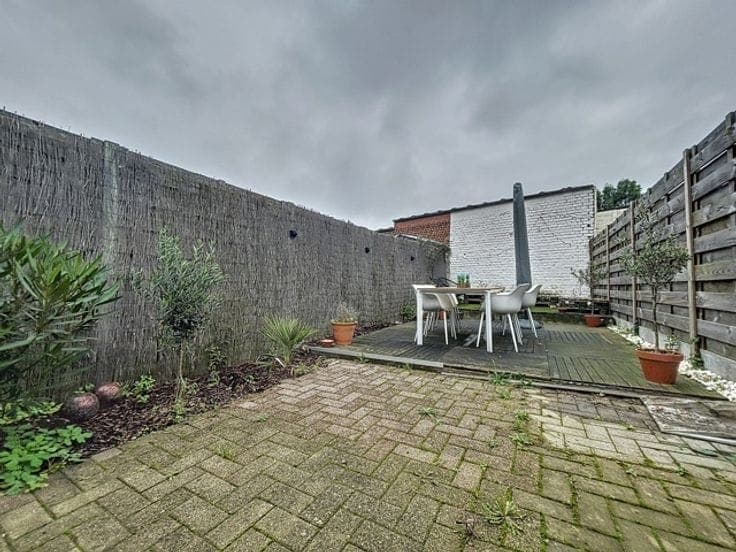 Bright home with 3 bedrooms and a garden in a prime location