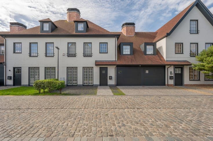 A cosy, move-in-ready family home with a south-facing garden