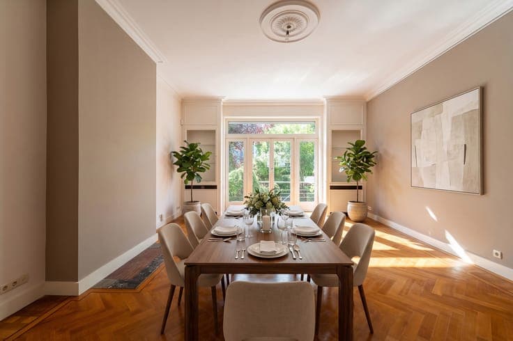 EUROPEAN QUARTER – TOWNHOUSE WITH GARDEN