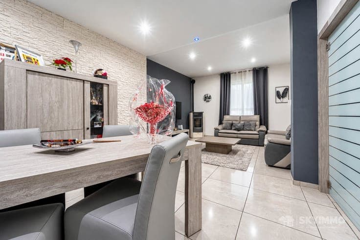 MAISON UNI - 6 CH - TERRASSE - PEB C - SCLESSIN