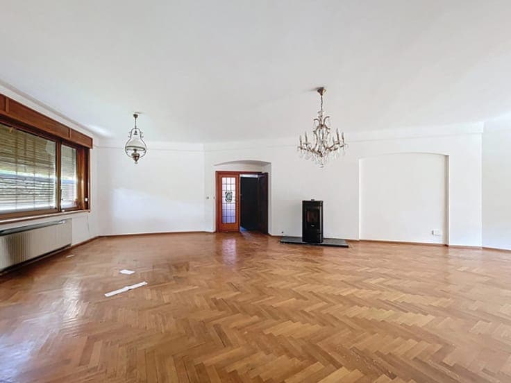 TROIS TILLEULS, SUPERBE MAISON 5CH ± 415M² +GARAGE +JARDIN