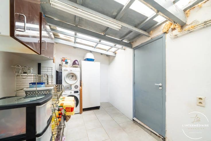 Sale - House Carnières - 89,000 €