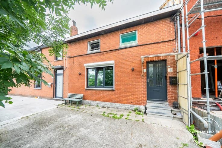 Sale - House Carnières - 89,000 €