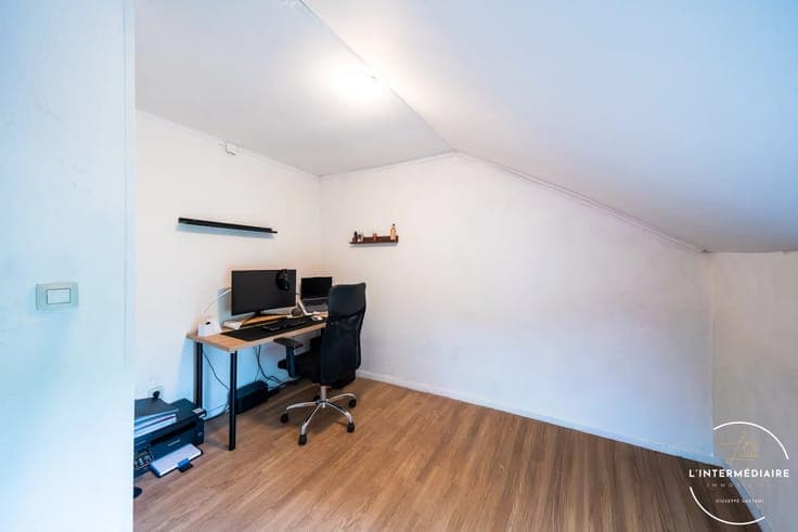 Sale - House Carnières - 89,000 €