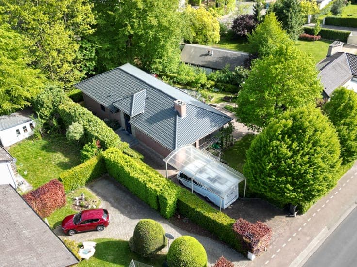 Spacious 3-bedroom house with an 875 m² garden in Alsemberg