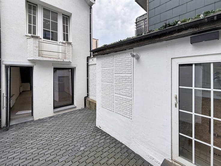 PLACE DUMON, MAISON 3CH
