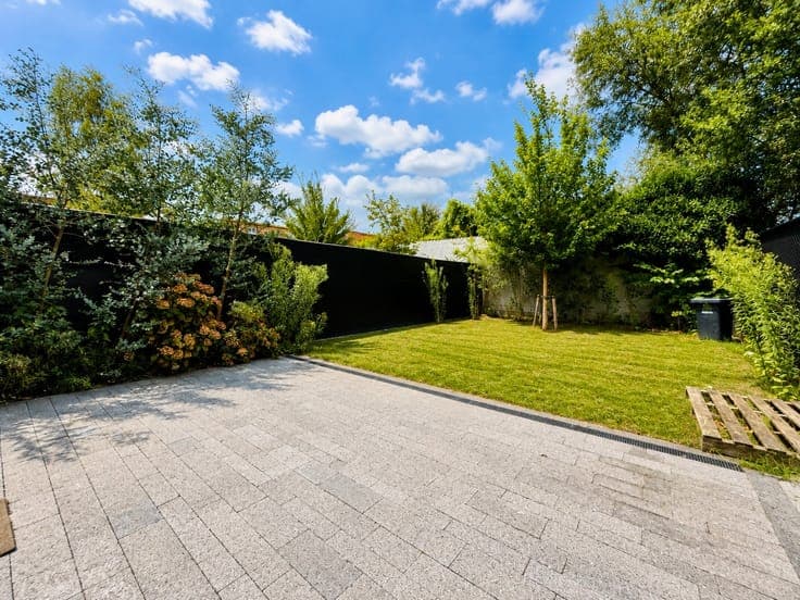 Energiezuinige nieuwbouw woning met 4 slpks en garage in ...