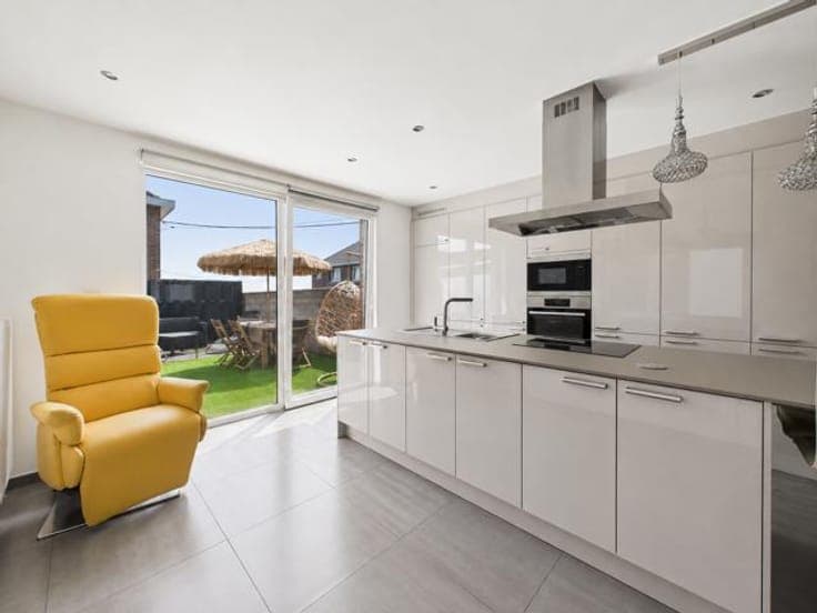 Bedroom House with Terrace