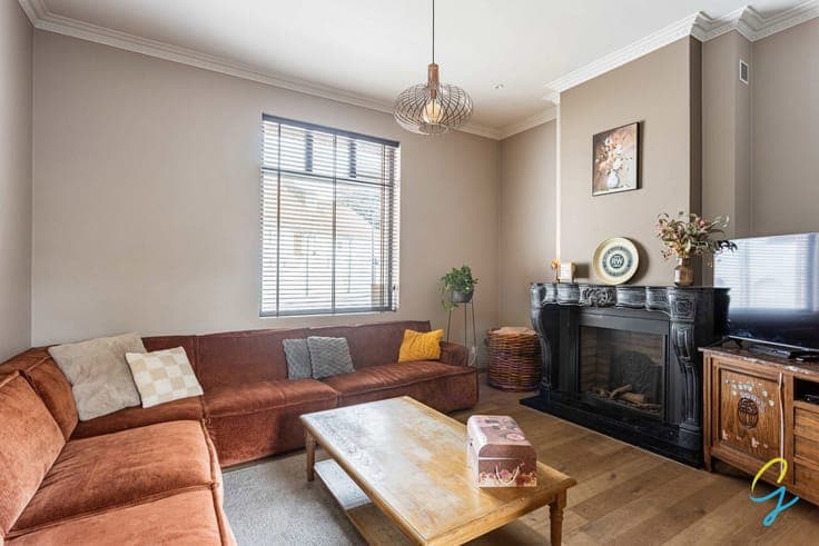 Characterful, fully renovated home in Asper