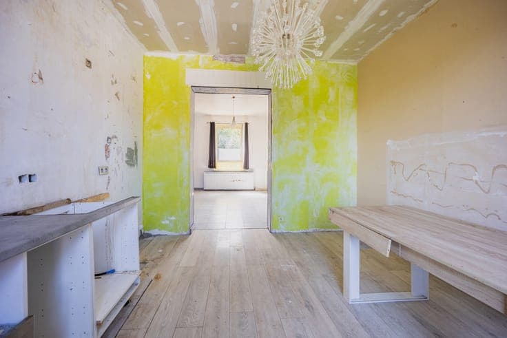 165m² 5-Bed House with Garden & Garage