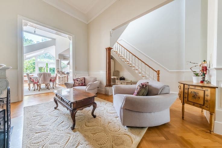 Master house with garden and high ceilings in Forest