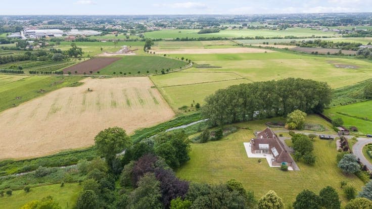 Volop privacy en ruimte in deze landelijke villa, incl de...