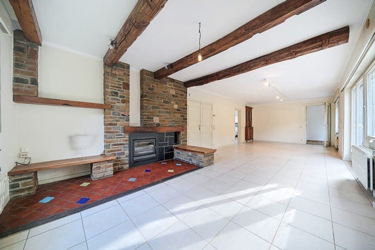 Spacieuse maison avec annexe à Esneux